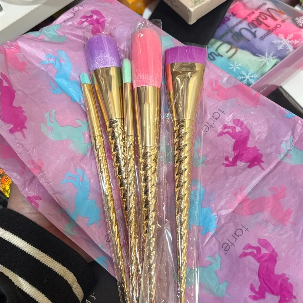 RARE Tarte Brush Set Magic Wands